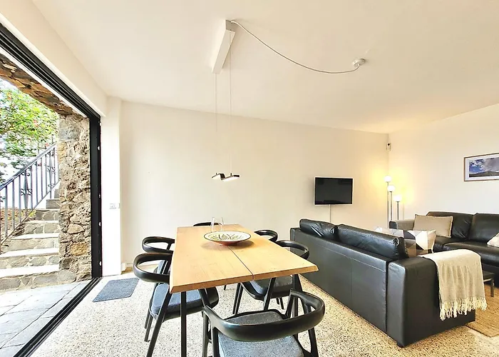 Casa Mariposa Monarca 2 *